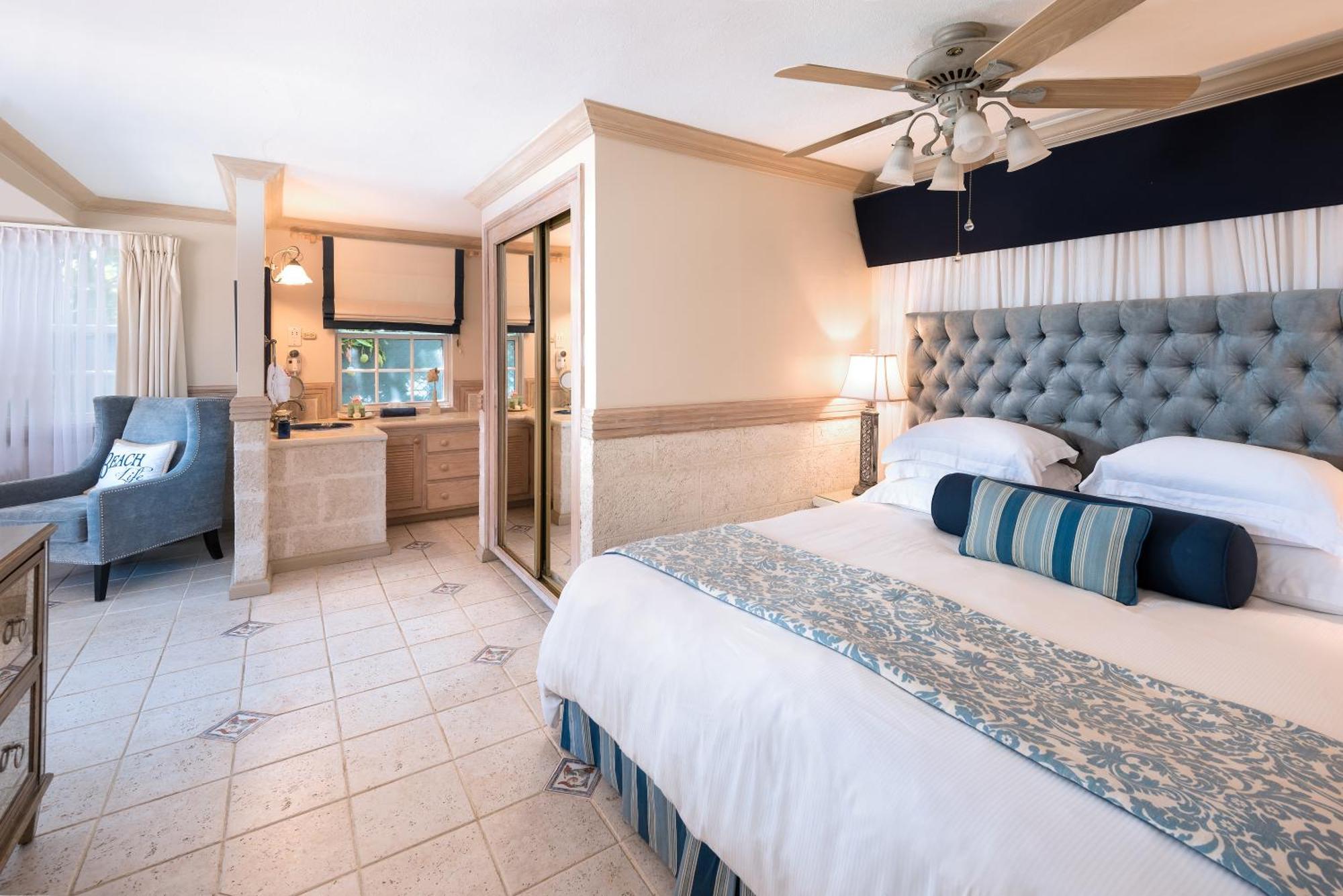 Little Arches Boutique Hotel - Adults Only Oistins المظهر الخارجي الصورة