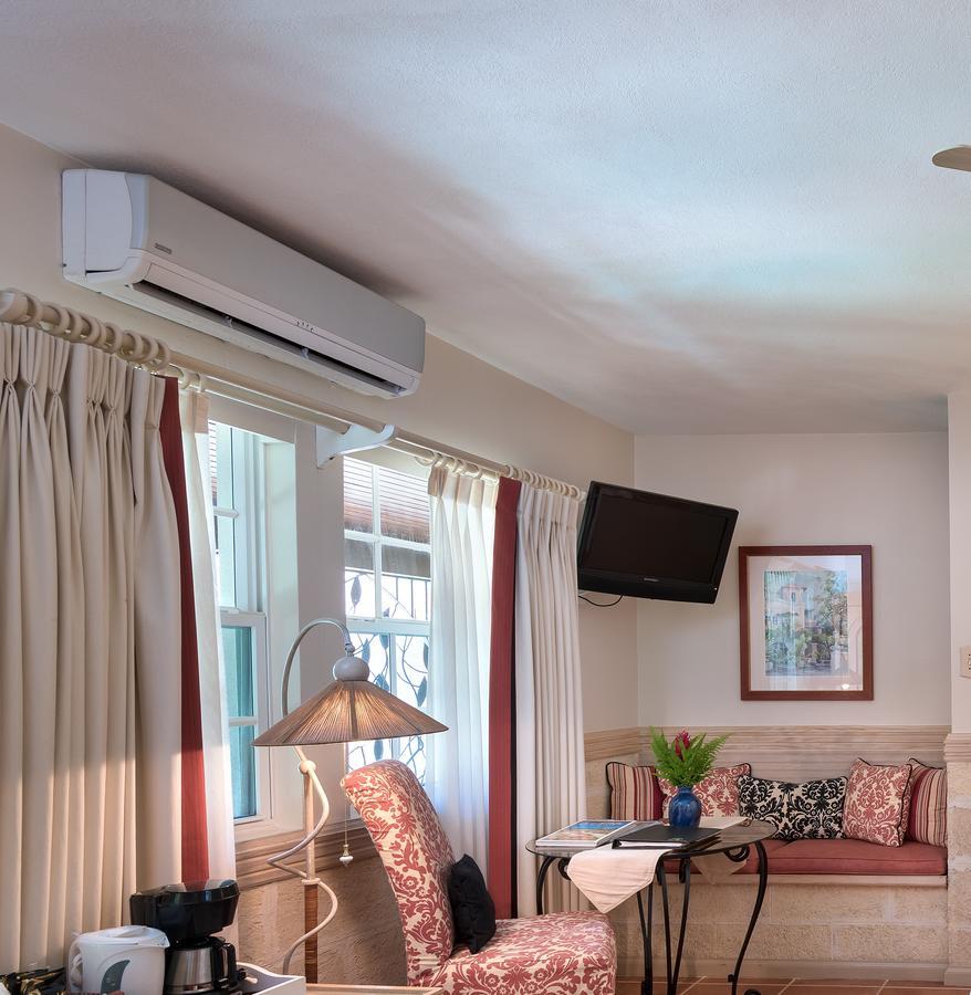 Little Arches Boutique Hotel - Adults Only Oistins المظهر الخارجي الصورة