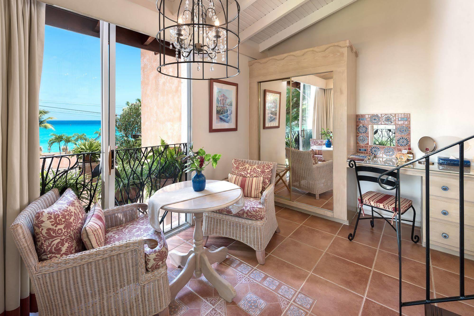Little Arches Boutique Hotel - Adults Only Oistins المظهر الخارجي الصورة